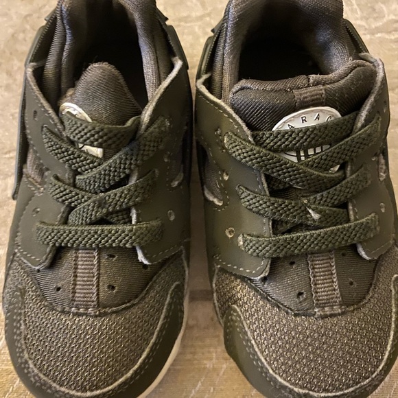 nike huarache green - Picture 4 of 4